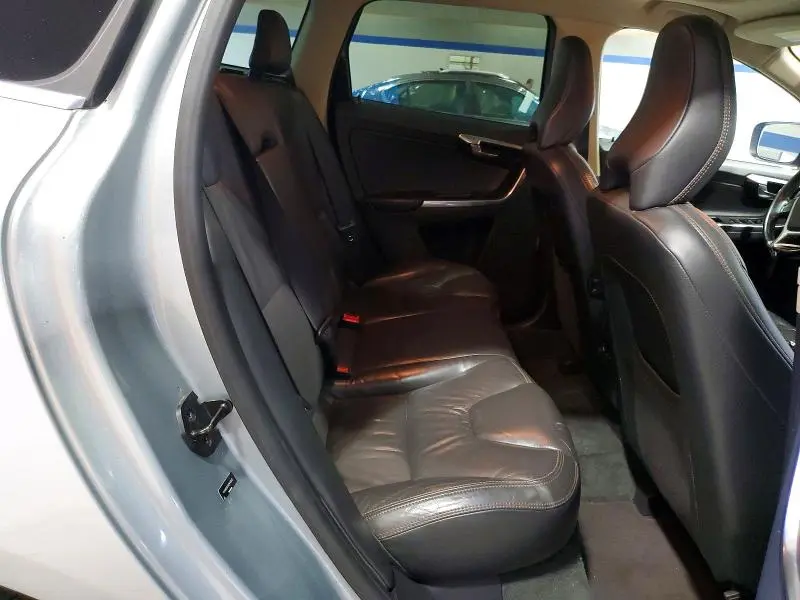 2013 VOLVO XC60 T6  
