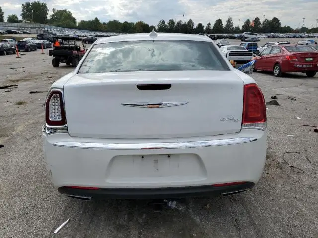 2015 CHRYSLER 300C