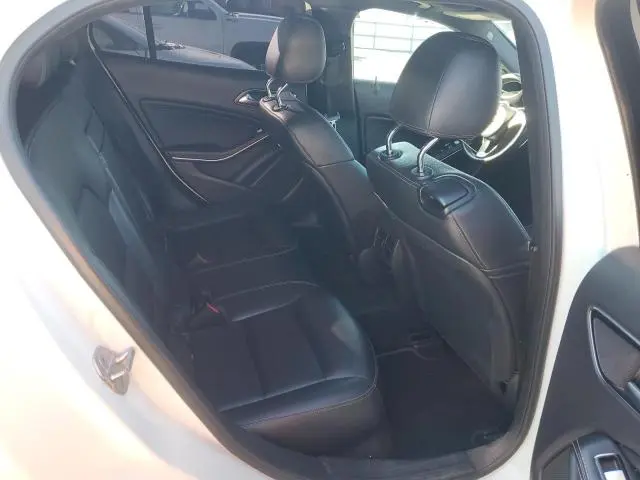 2016 MERCEDES-BENZ GLA 250 4MATIC  