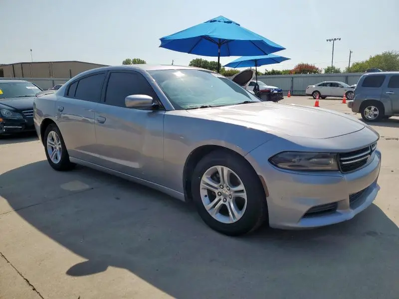 2017 DODGE CHARGER SE  