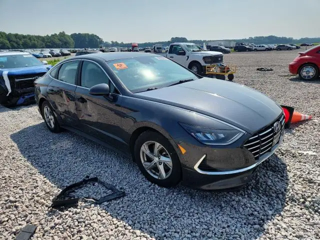 2022 HYUNDAI SONATA SE  