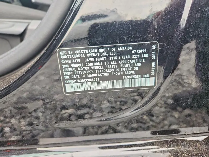 2012 VOLKSWAGEN PASSAT S  