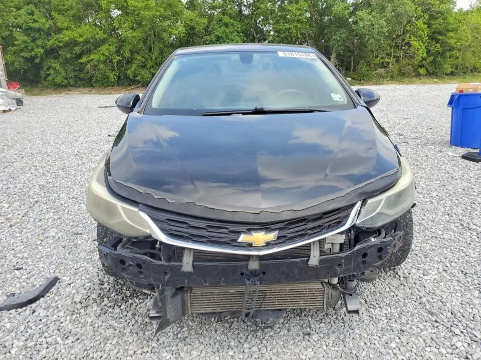 2017 CHEVROLET CRUZE LT  
