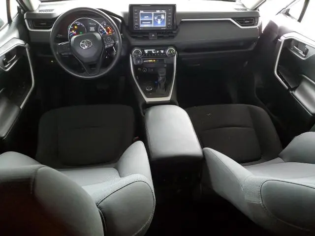2021 TOYOTA RAV4 LE  