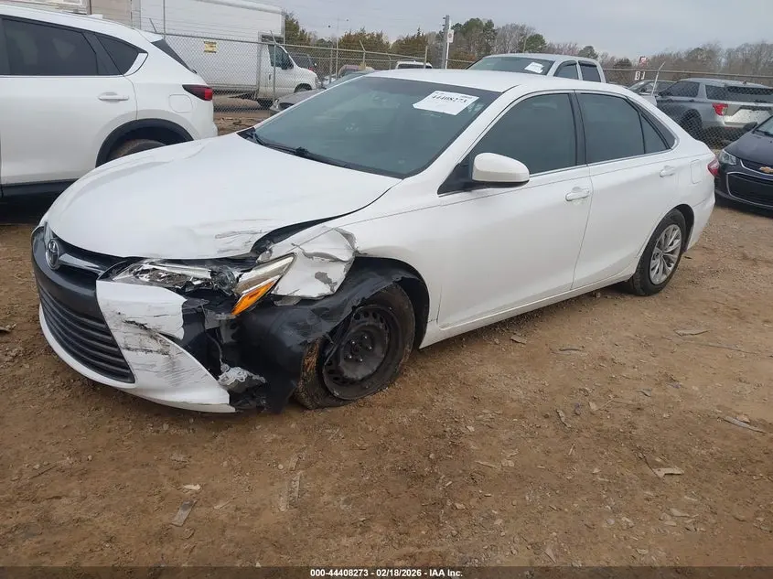 2017 TOYOTA CAMRY LE