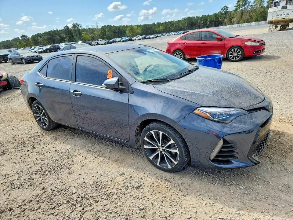 2017 TOYOTA COROLLA SE  