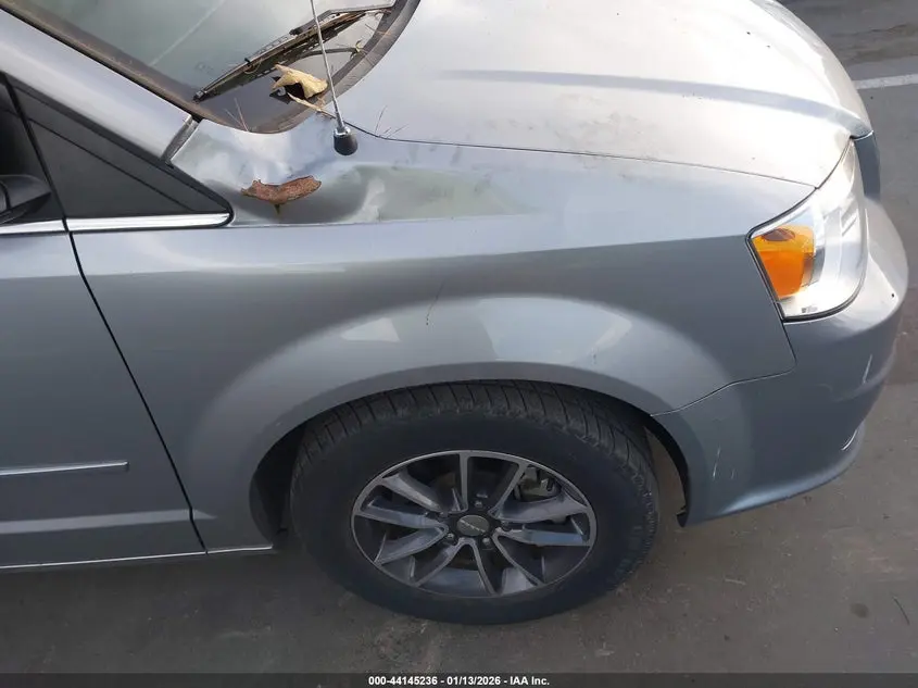 2017 DODGE GRAND CARAVAN SXT