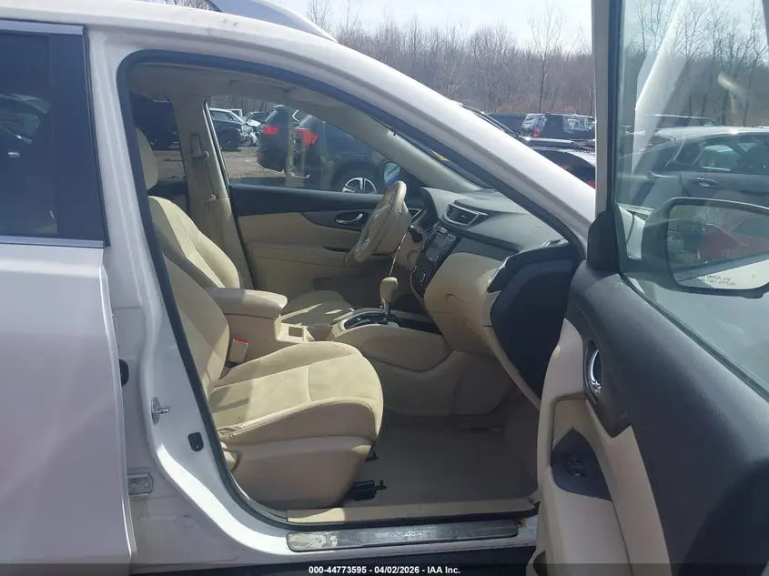 2014 NISSAN ROGUE SV