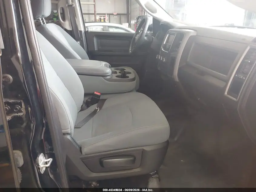 2019 RAM 1500 CLASSIC  
