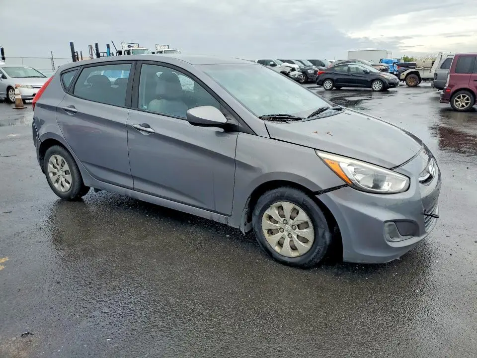 2016 HYUNDAI ACCENT SE  