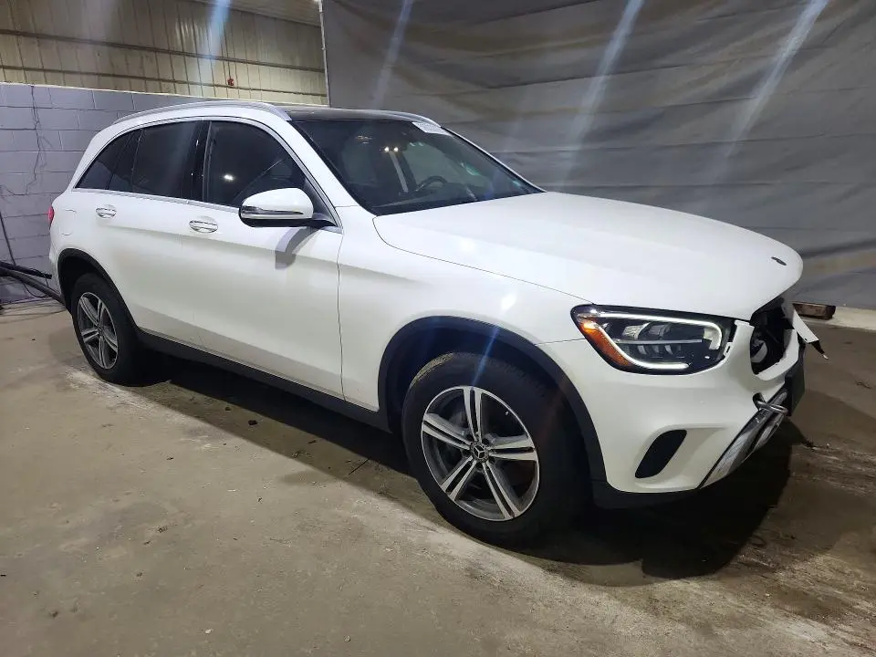 2020 MERCEDES-BENZ GLC 300 4MATIC  