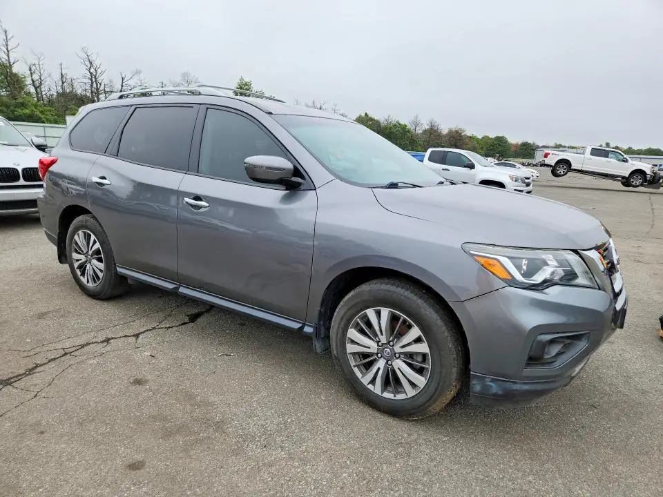 2018 NISSAN PATHFINDER S  
