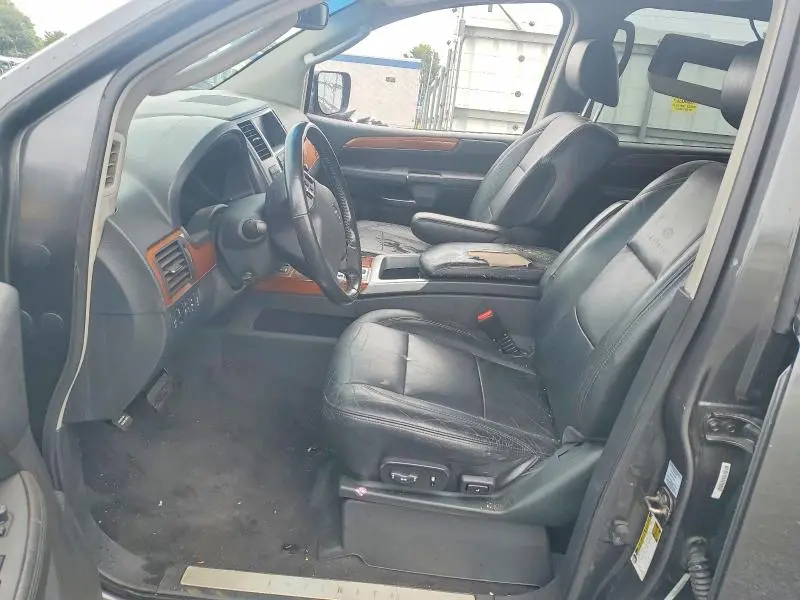 2010 INFINITI QX56 BASE  