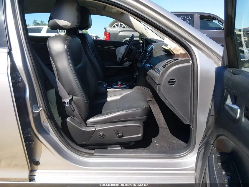 2015 CHRYSLER 300 LIMITED
