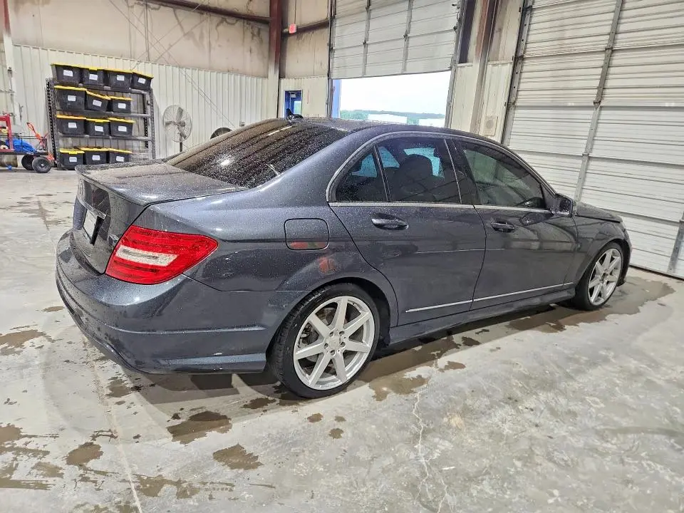 2013 MERCEDES-BENZ C 250  
