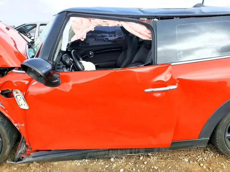 2019 MINI COOPER   