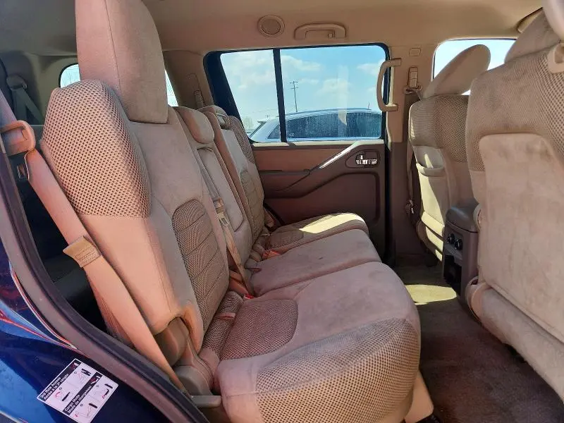 2012 NISSAN PATHFINDER S  