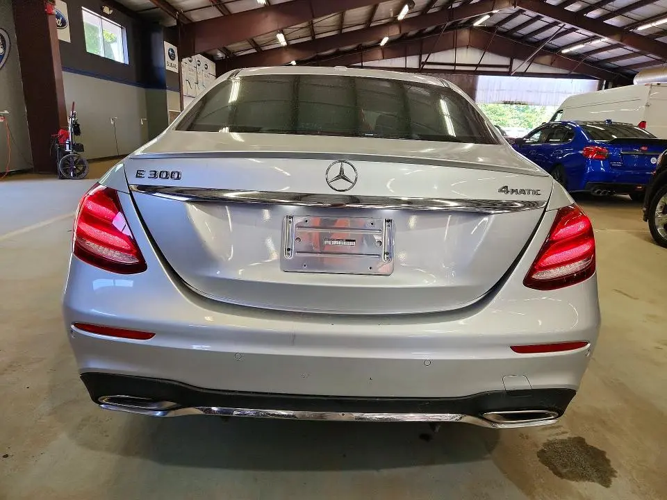 2017 MERCEDES-BENZ E 300 4MATIC  