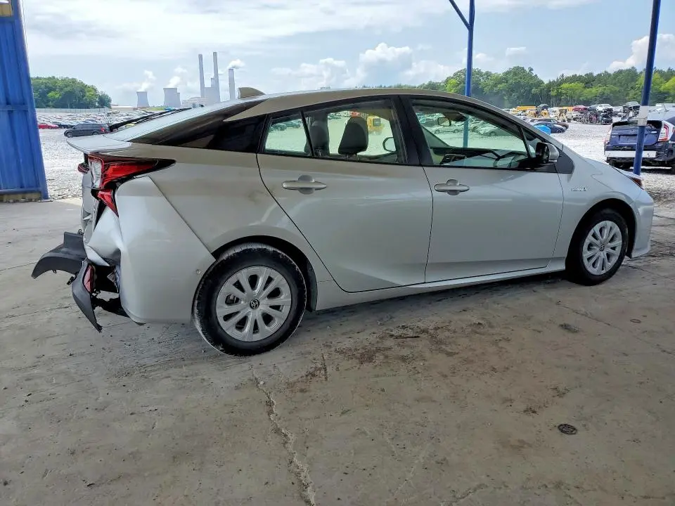 2021 TOYOTA PRIUS LE  