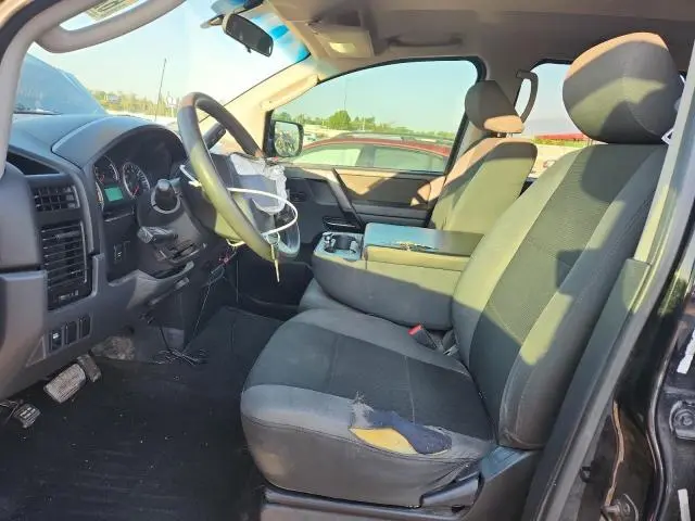 2011 NISSAN TITAN S  