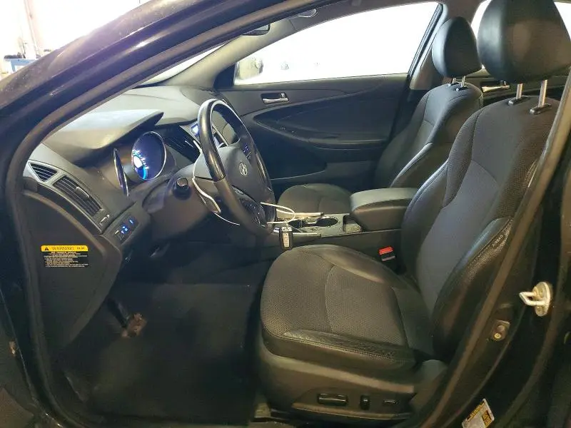 2011 HYUNDAI SONATA SE  