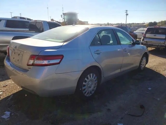2011 TOYOTA CAMRY LE  