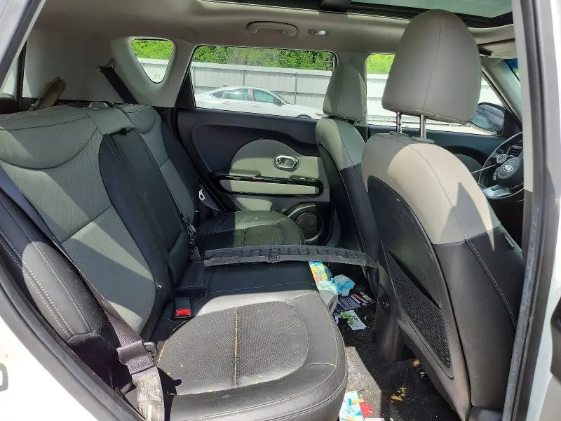2019 KIA SOUL +  