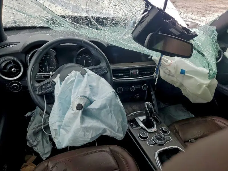 2022 ALFA ROMEO STELVIO TI  