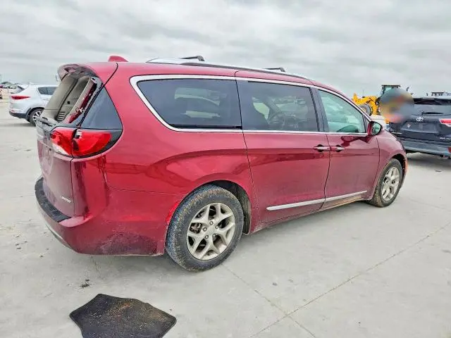 2018 CHRYSLER PACIFICA LIMITED  