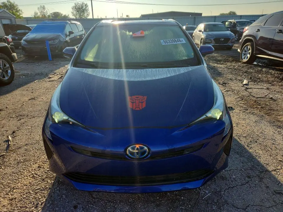 2018 TOYOTA PRIUS THREE  