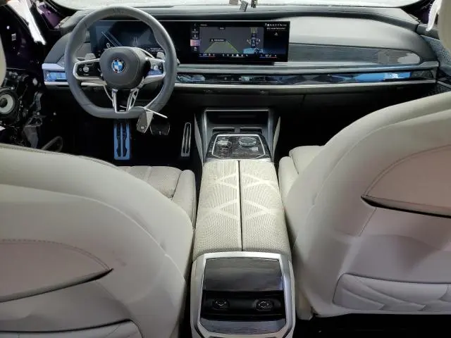 2024 BMW 760 XI  