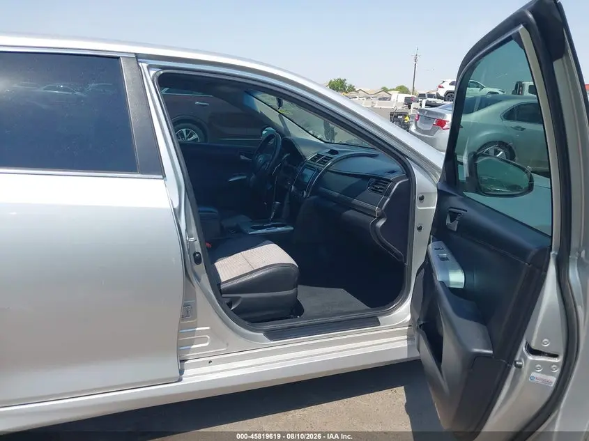 2013 TOYOTA CAMRY SE