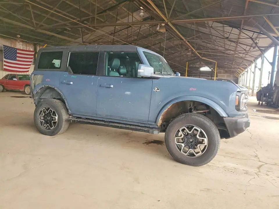 2023 FORD BRONCO BASE  