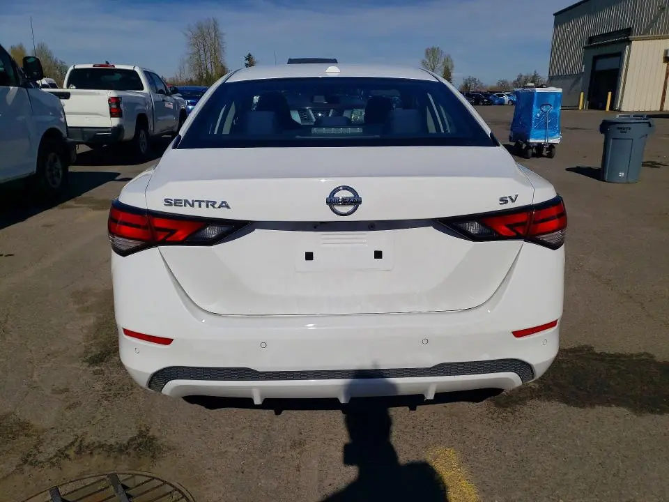 2021 NISSAN SENTRA SV  