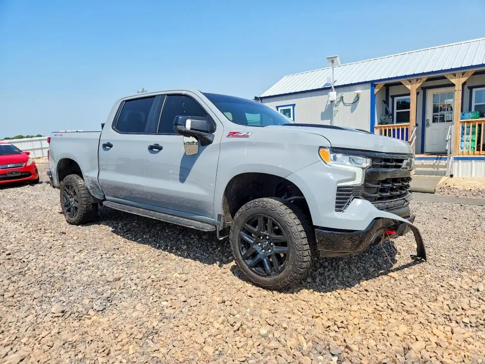 2024 CHEVROLET SILVERADO K1500 LT TRAIL BOSS  