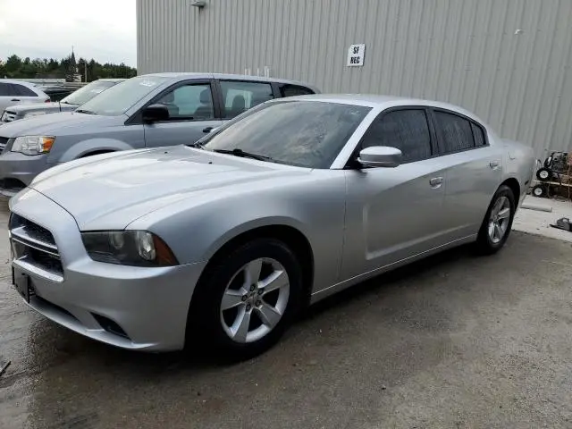 2012 DODGE CHARGER SE