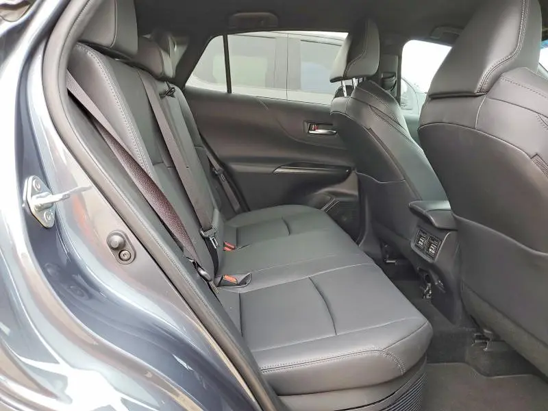 2023 TOYOTA VENZA LE  