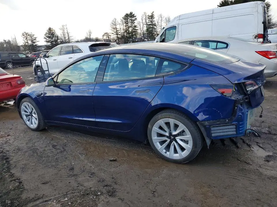 2022 TESLA MODEL 3   