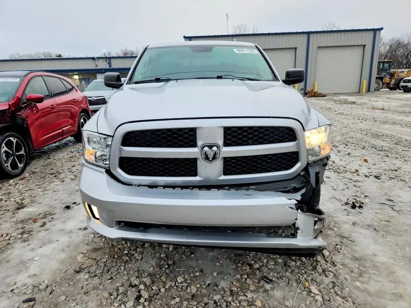 2014 RAM 1500 ST  