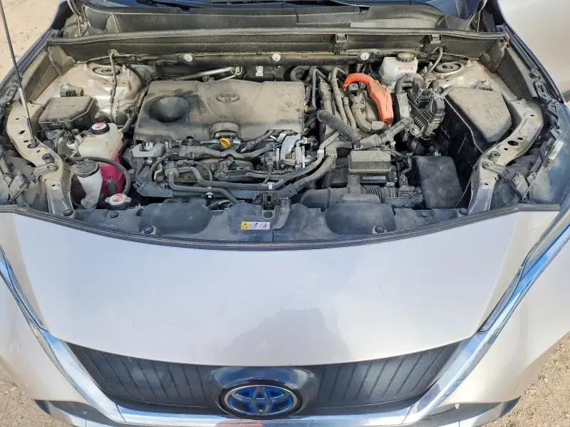 2021 TOYOTA VENZA XLE  