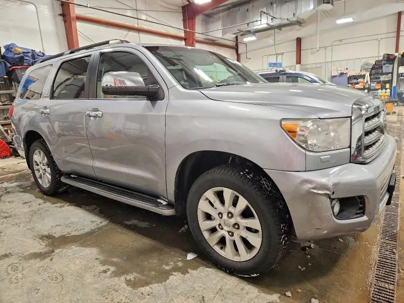 2011 TOYOTA SEQUOIA PLATINUM  