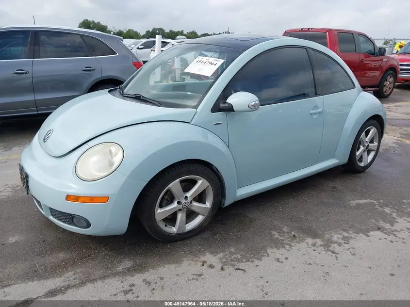 2010 VOLKSWAGEN NEW BEETLE 2.5L FINAL EDITION