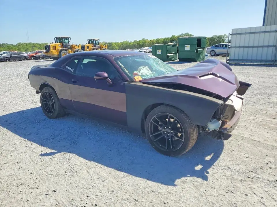 2022 DODGE CHALLENGER SXT  