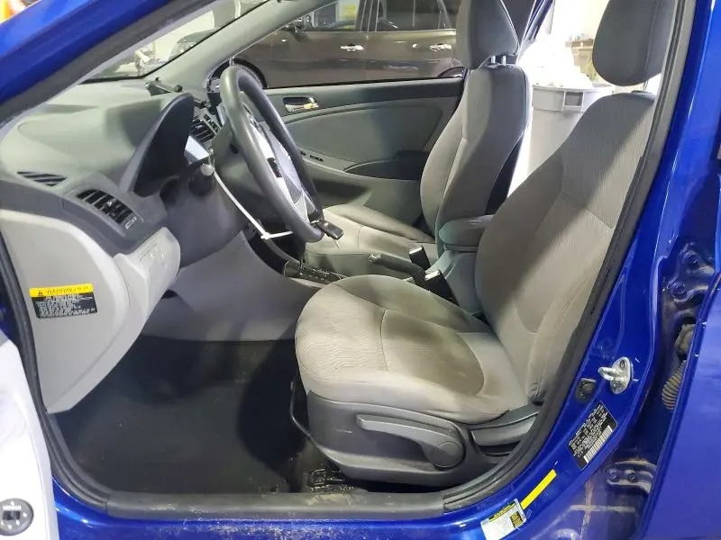 2013 HYUNDAI ACCENT GLS  