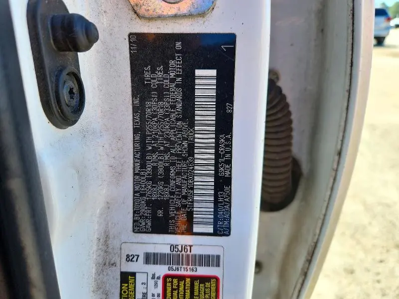 2011 TOYOTA TUNDRA DOUBLE CAB SR5  