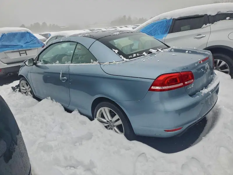 2015 VOLKSWAGEN EOS LUX  