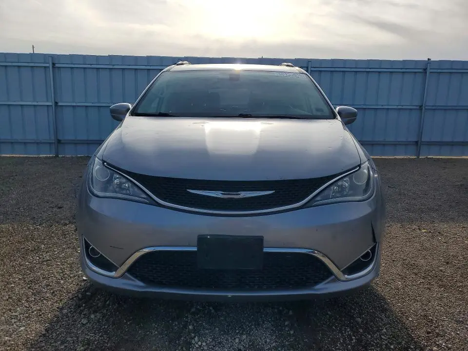 2017 CHRYSLER PACIFICA TOURING L  