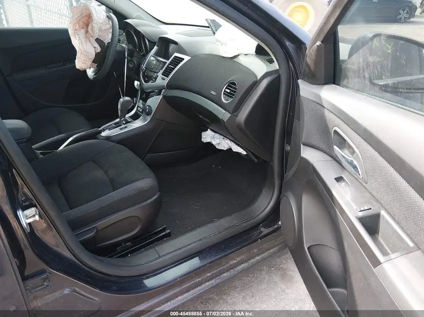 2015 CHEVROLET CRUZE 1LT AUTO