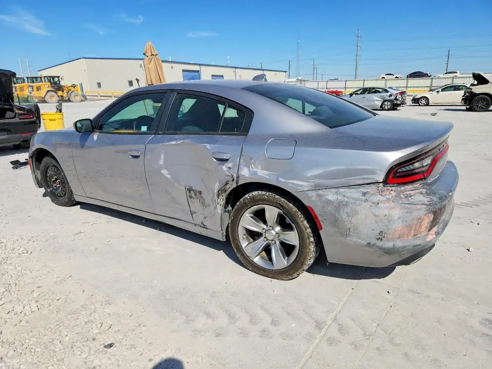 2016 DODGE CHARGER SXT  
