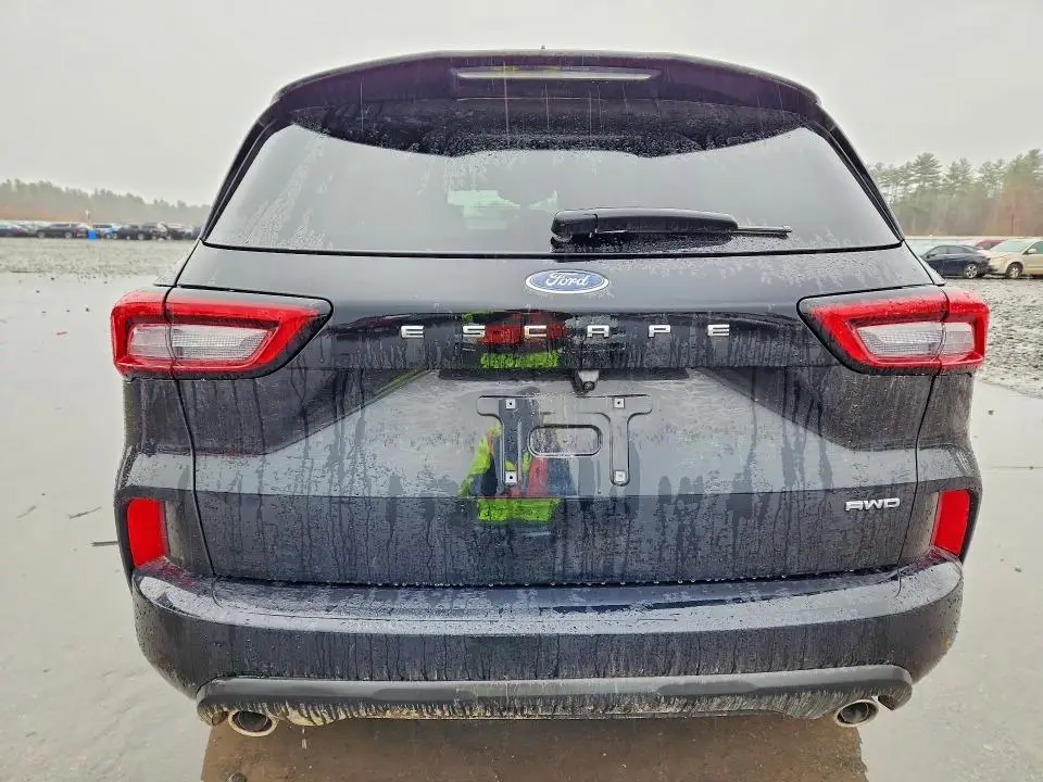 2024 FORD ESCAPE ST LINE  